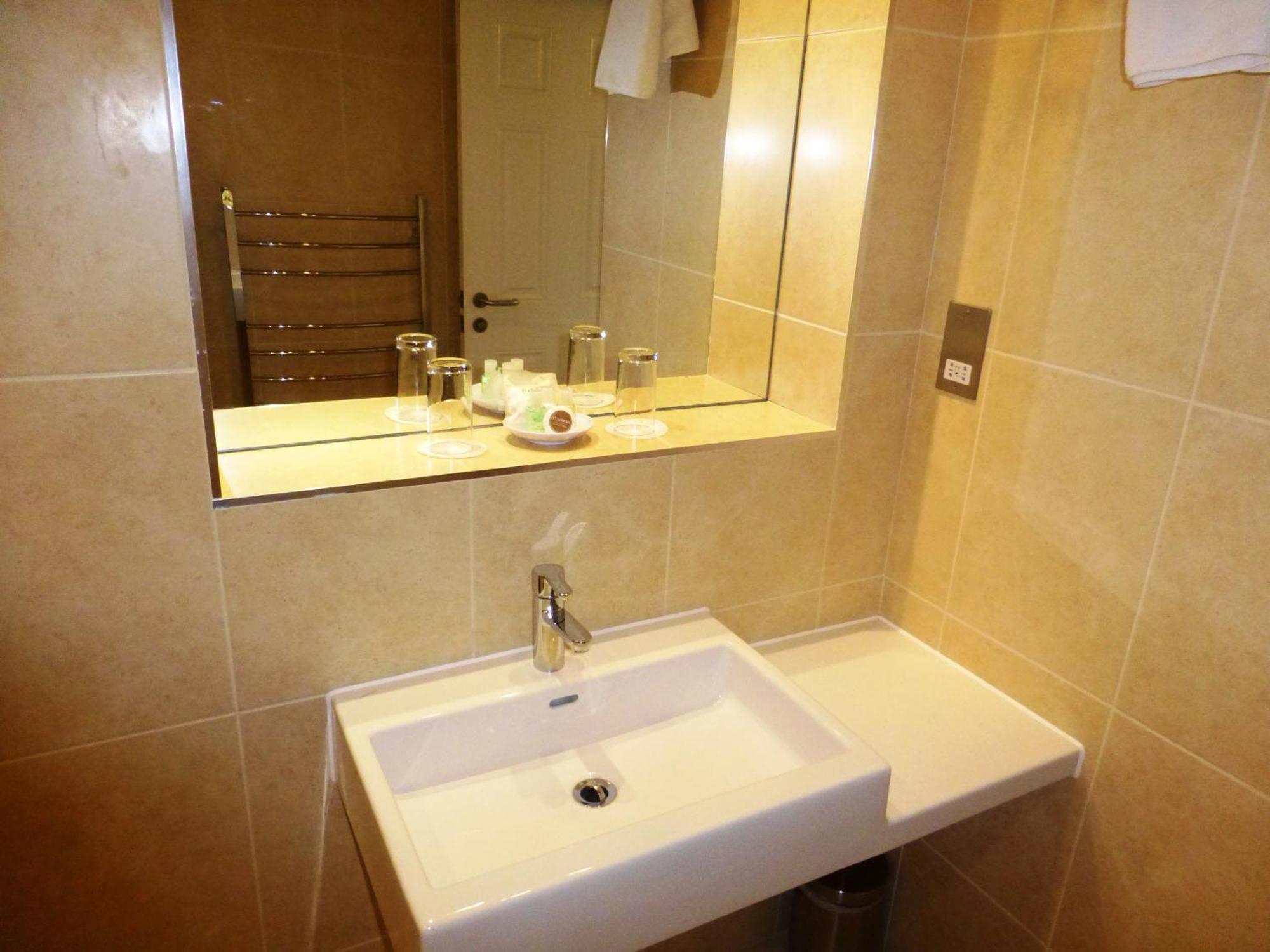 The Riverside House Hotel Mildenhall Camera foto