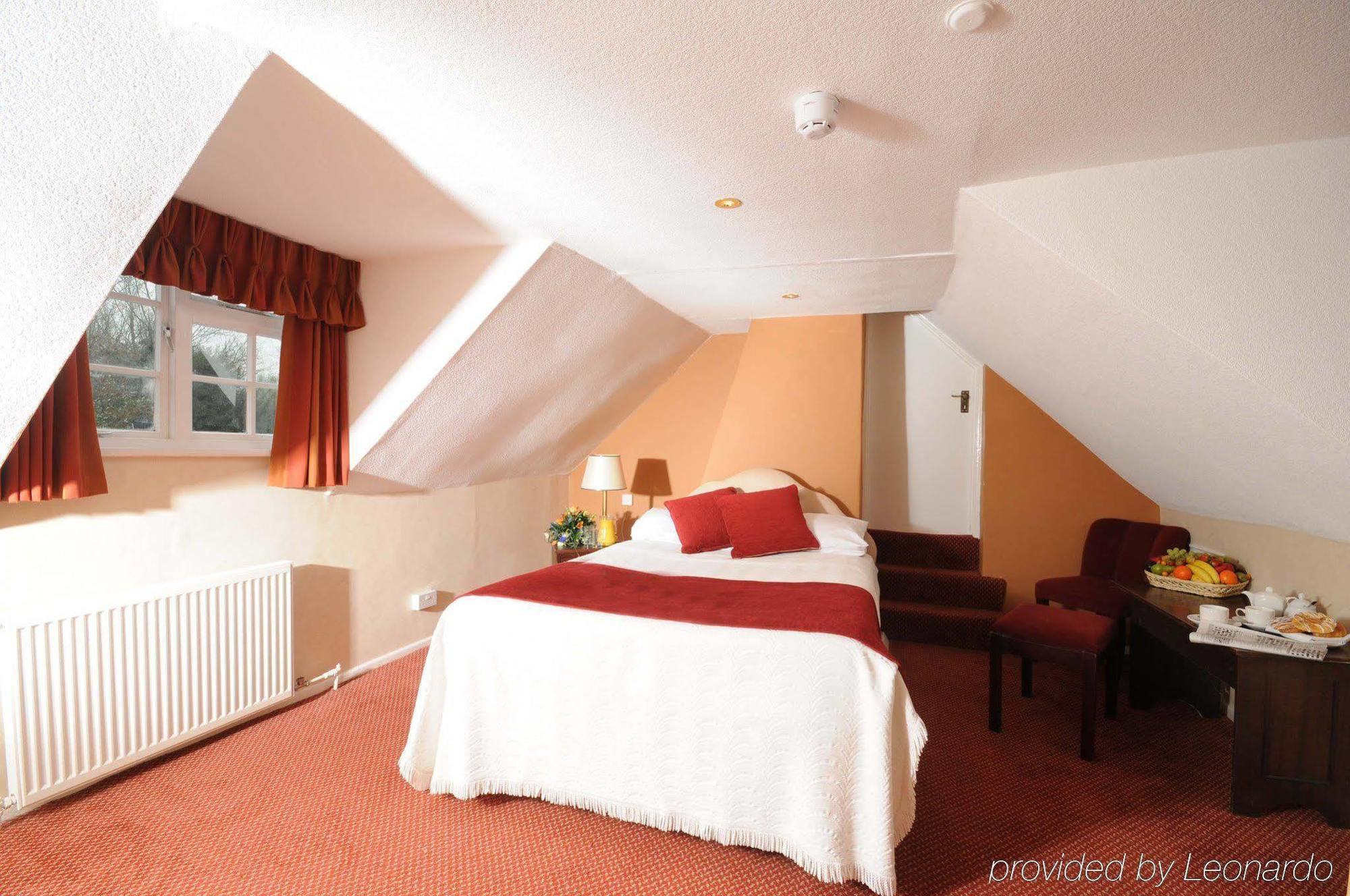 The Riverside House Hotel Mildenhall Camera foto
